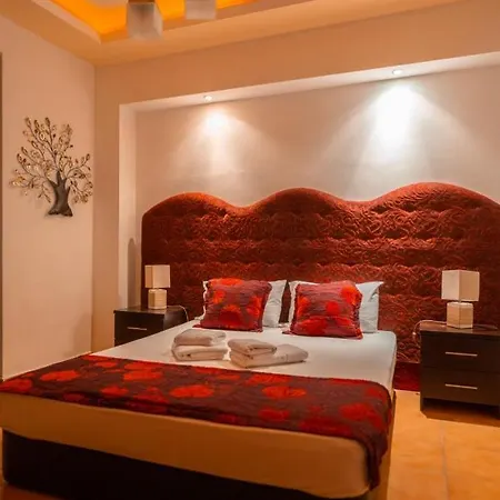 Maya Bay Kallithea (Chalkidiki)