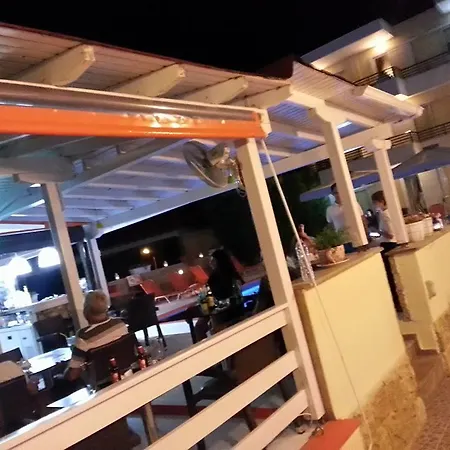 Maya Bay 酒店 2*