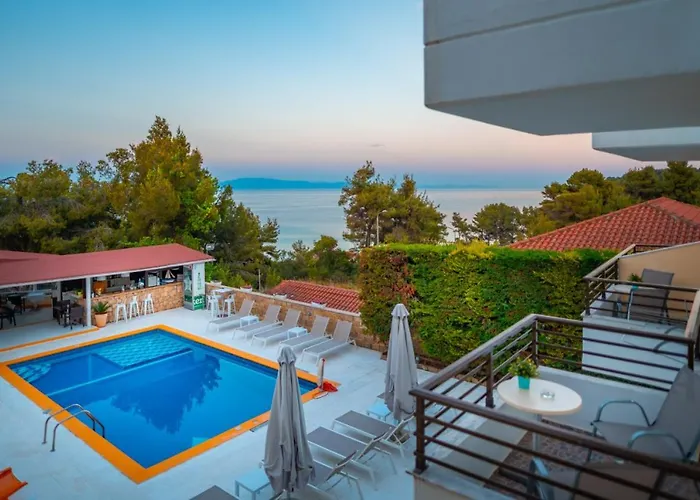 Maya Bay Kallithea (Chalkidiki)