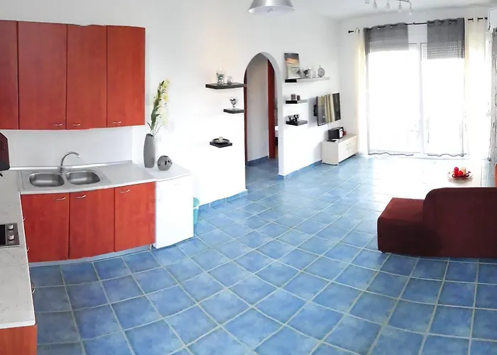 Отель Maya Bay 2*