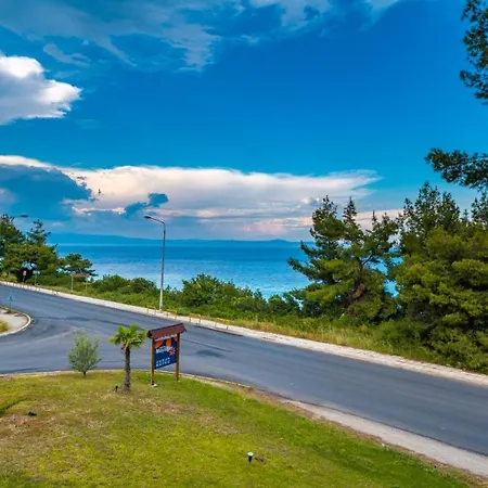 Maya Bay Kallithea (Chalkidiki)