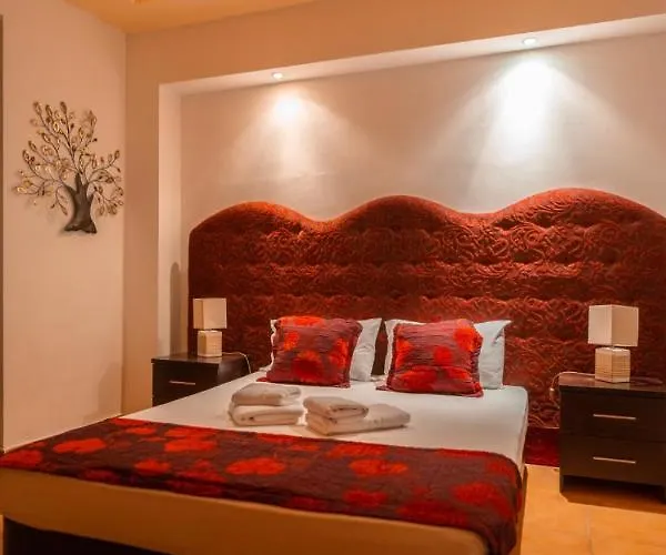 Maya Bay Kallithea (Chalkidiki)