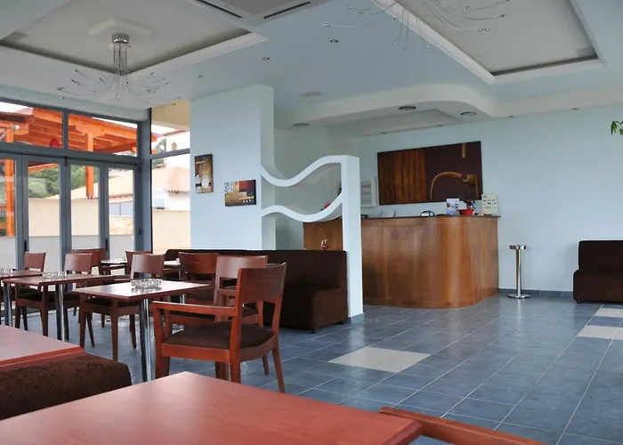 Maya Bay Kallithea (Chalkidiki)